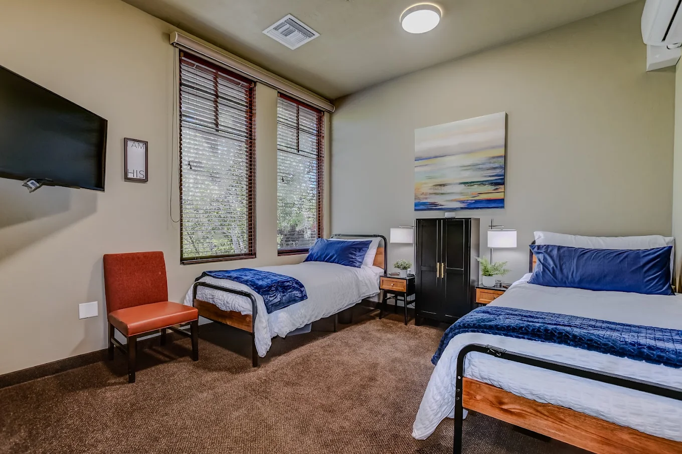 A two-bed room in the AnchorPoint residential program