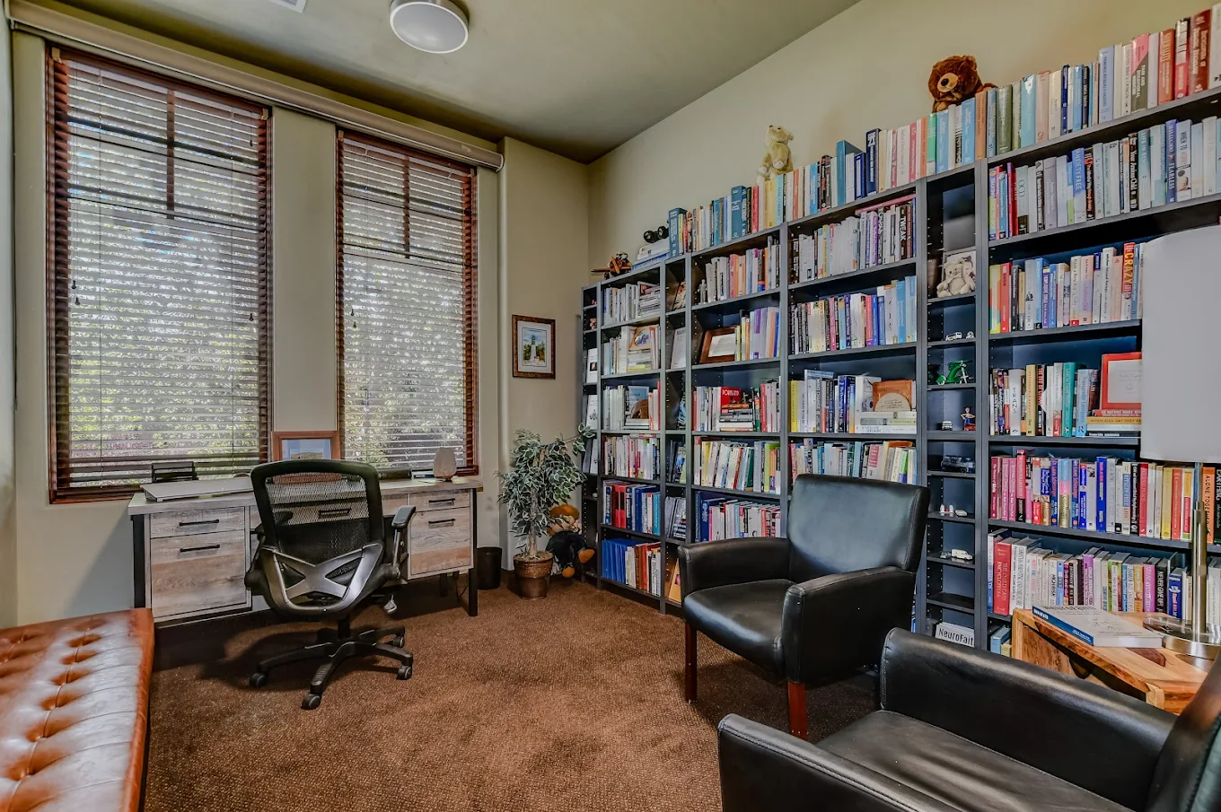 The library and counseling room at AnchorPoint